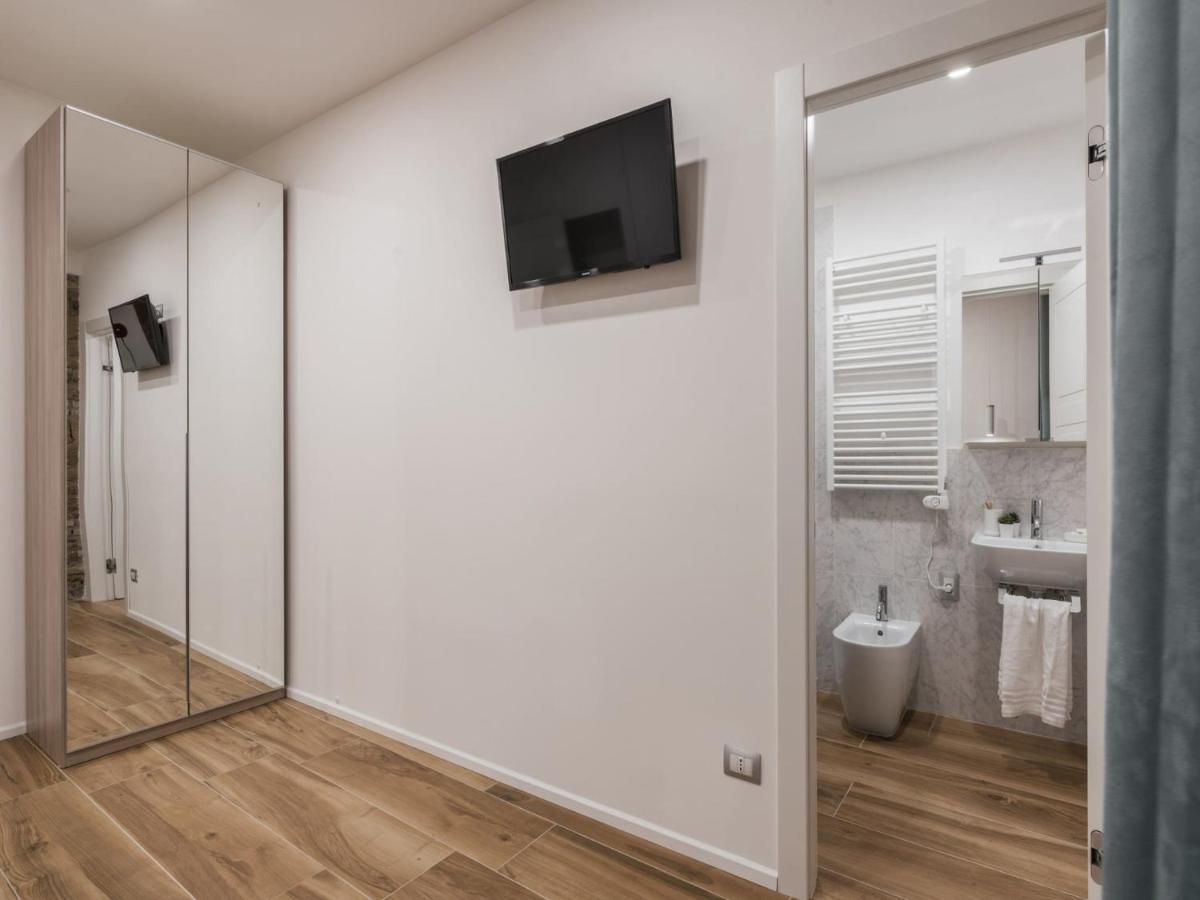 Appartamento The Rent - Modern Three-bedroom A Few Steps From The Colosseum Roma